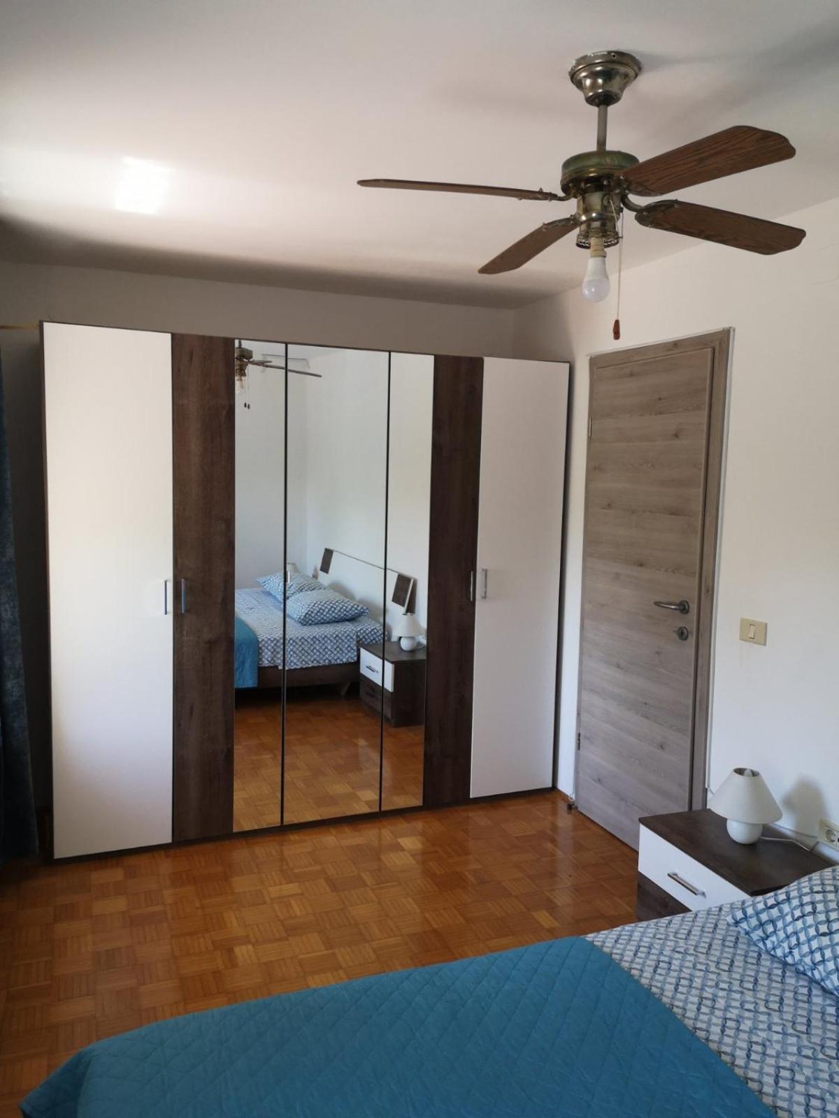 Apartma Ester Lucija Luaran gambar